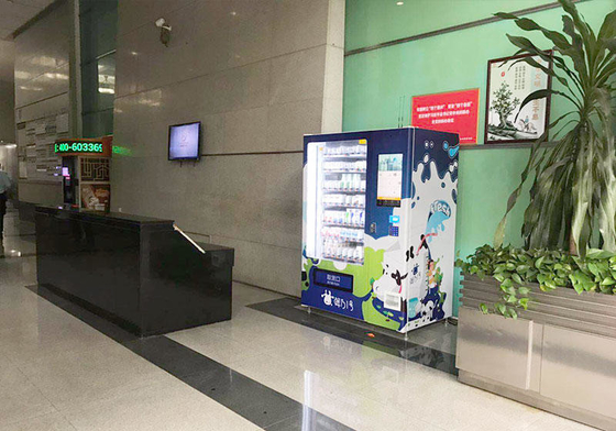 Distributore automatico della frutta fresca dell'OEM combinato con la rete dell'armadio 4G